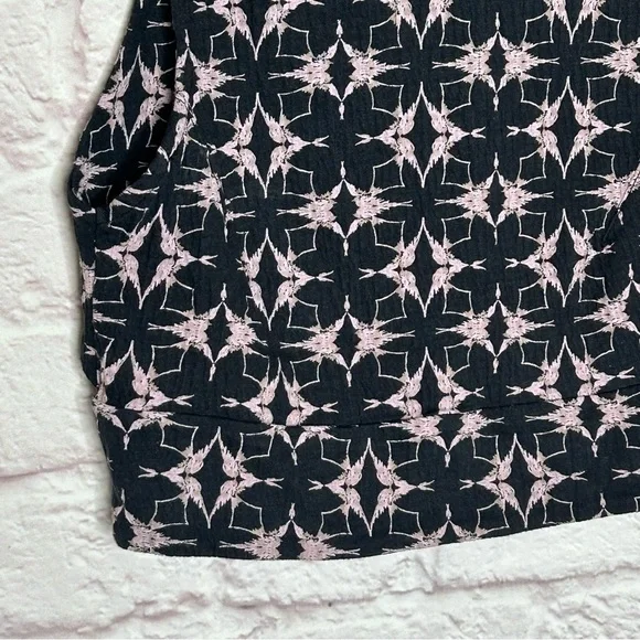 Free PeopleBack Cutout Crop Top NWT - Picture 6 of 9